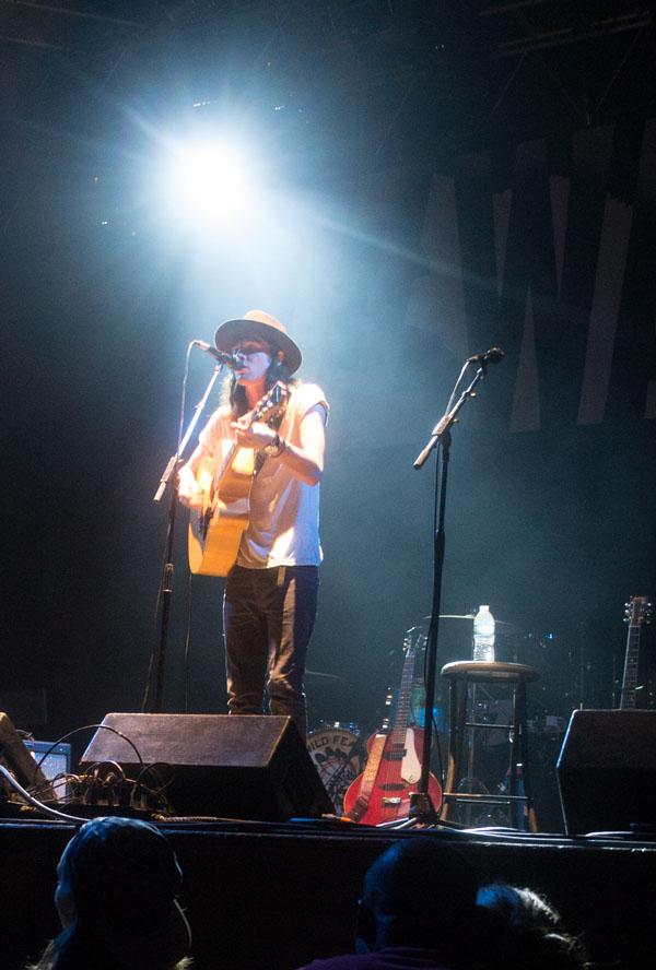 James Bay opened for ZZ Ward with a stellar performance at the House of Blues on September 18.