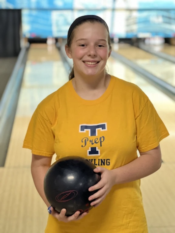 Amanda Lang poses after a match at Aloma Bowl.